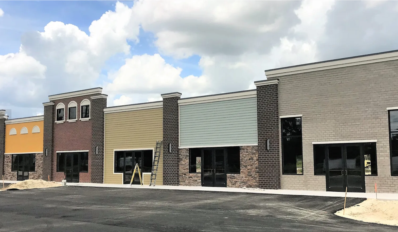 High-Performance Exterior Finishes for Timber Ridge Commons